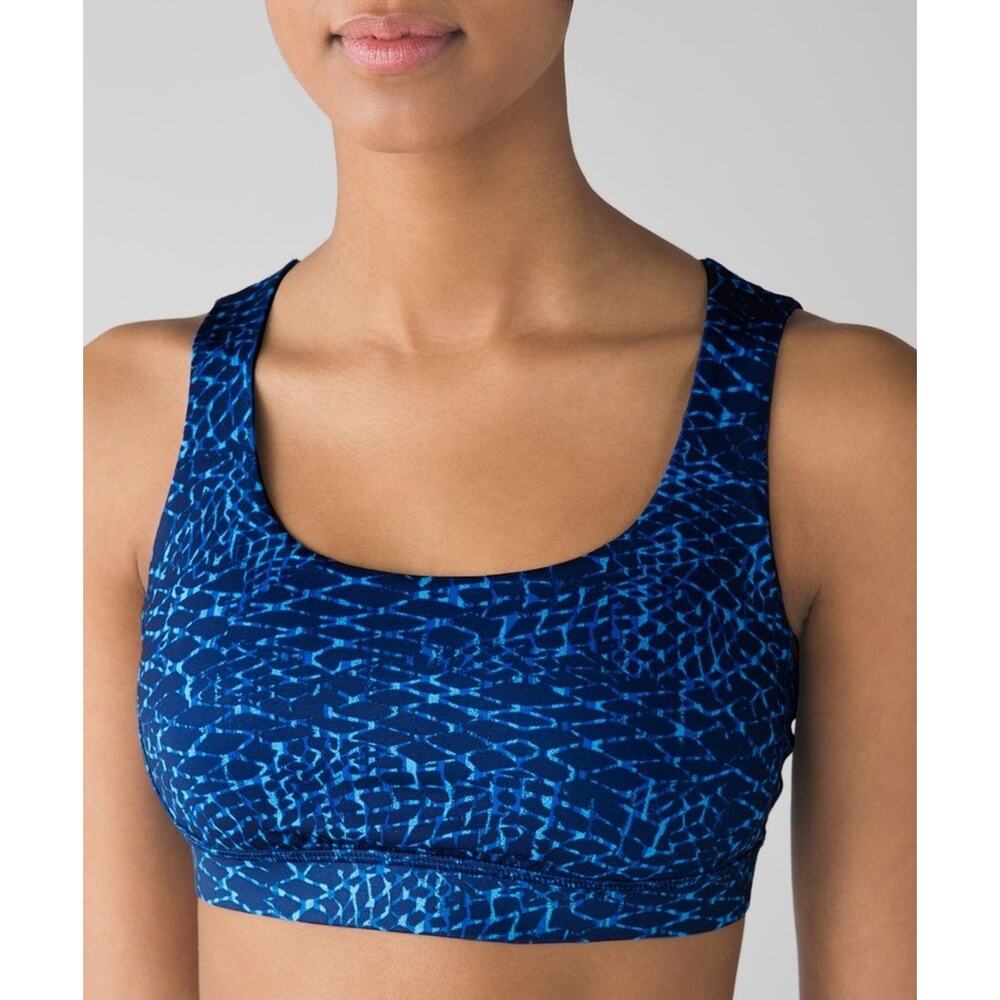 Lululemon Sports Bra Small Kayak Blue Energy Bra Samba Snake Padded